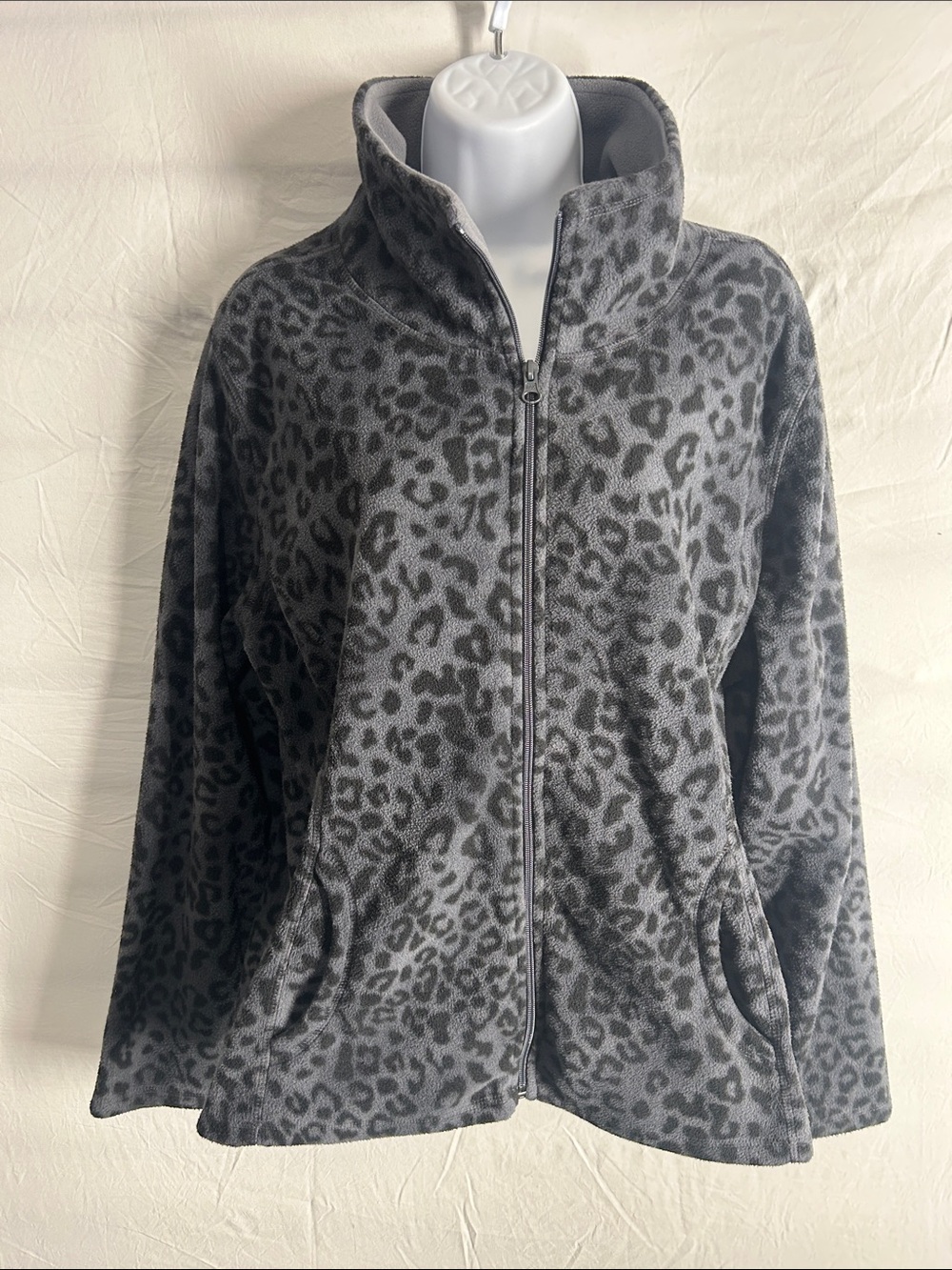 Old Navy Grey Leopard-Print Fleece Zip Jacket